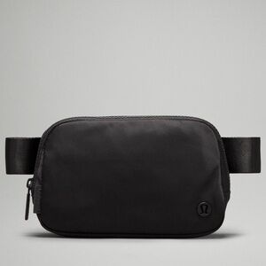 lululemon Black Belt Bag 1L